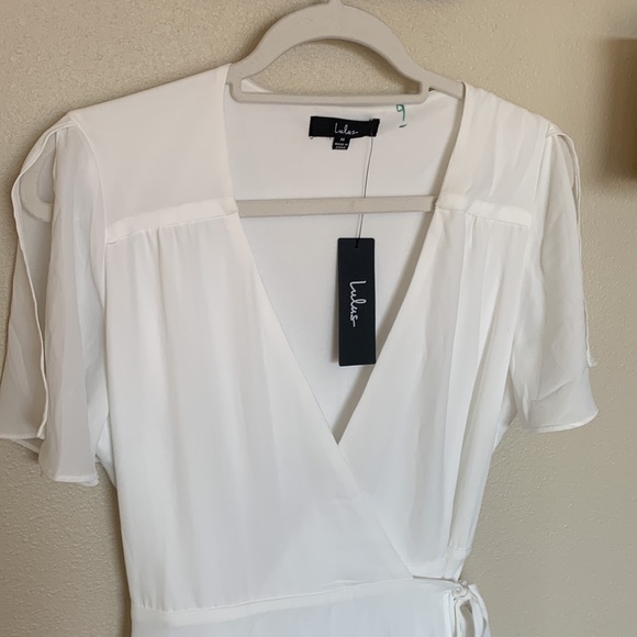Lulu’s Rise to the Occasion White Midi Wrap Dress NWT SIZE MEDIUM - Picture 5 of 9